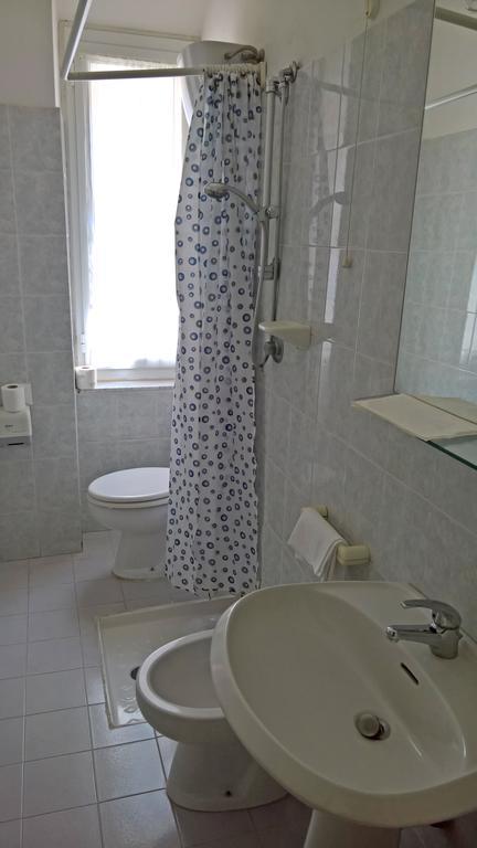 Albergo Golfo 福洛尼卡 外观 照片