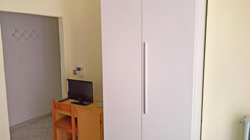 Albergo Golfo 福洛尼卡 外观 照片